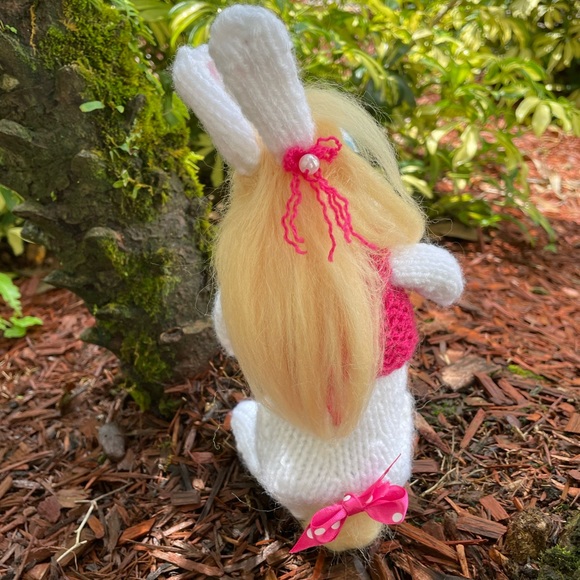 Hand crafted Barbie knit and needle felted Barbiecore bunny artisan 1 of a kind - Picture 15 of 16